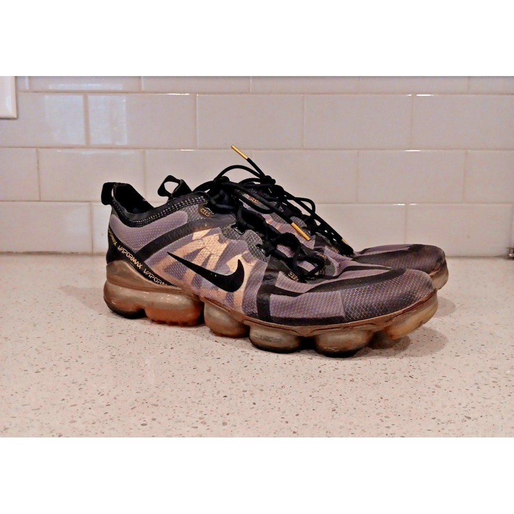 Nike Air Vapormax 2019 Men's Sneakers SIZE 12 Shoes AR6631-002 Black Gold